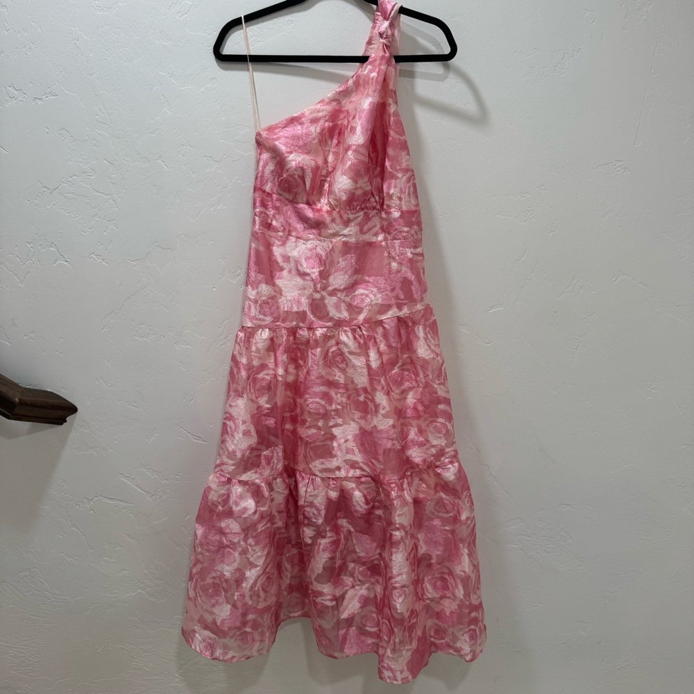 NWT Showpo. Lettie Midi Dress One Shoulder Tiered Blurred Rose Women's US 6 - Picture 6 of 15